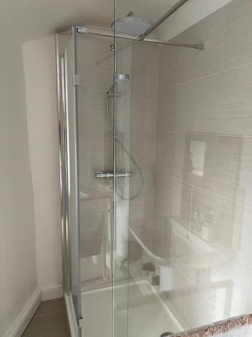Rooms@ Remedy 2 Bedroom ساوثبورت المظهر الخارجي الصورة